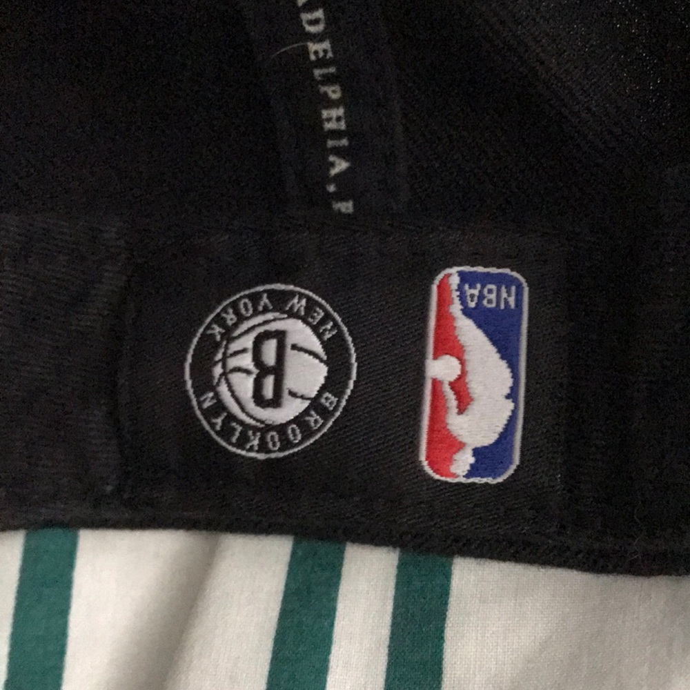 Basketball SnapBack - Picture 2 of 3